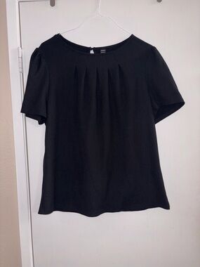 SHEIN Black Textured Short Sleeve Blouse